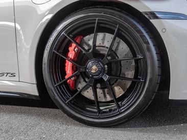 Porsche 992 II Carrera GTS — photo 13