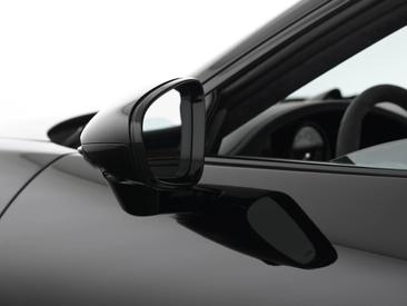 Porsche 992 I Carrera 4S — photo 10