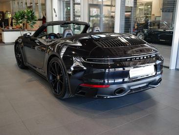 Porsche 992 I Carrera Cabriolet — photo 15