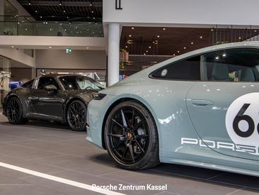 Porsche 992 II Carrera T — photo 11