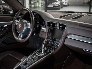 Porsche 991 I Carrera — photo 12