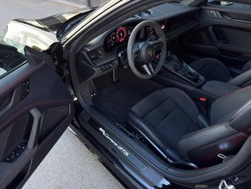 Porsche 992 II Carrera GTS — photo 16