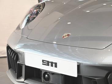 Porsche 992 II Targa 4 GTS — photo 7