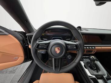 Porsche 992 II GT3 Mit Touring-Paket — photo 10