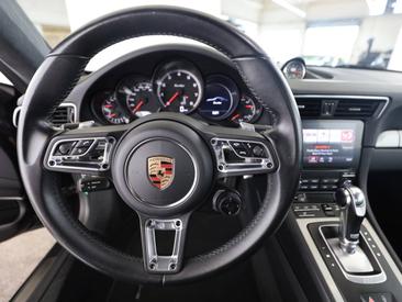 Porsche 991 II Turbo — photo 14