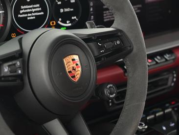 Porsche 992 I Carrera 4S — photo 15