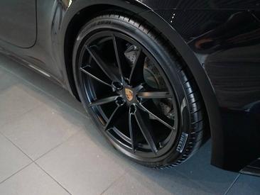 Porsche 992 I Carrera Cabriolet — photo 20