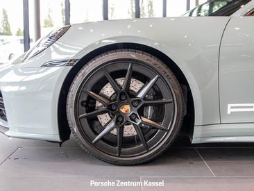 Porsche 992 II Carrera T — photo 17