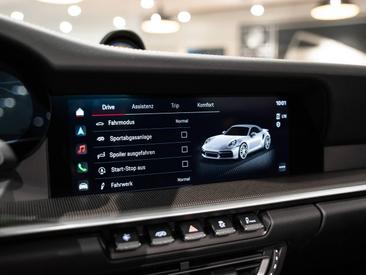 Porsche 992 I Turbo S Cabriolet — photo 38