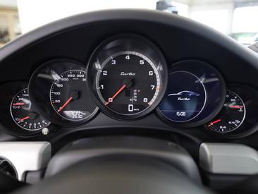 Porsche 991 II Turbo — photo 20