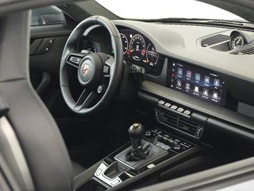 Porsche 992 II GT3 Mit Touring-Paket — photo 25