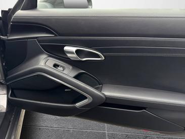 Porsche 991 II Targa 4 GTS — photo 18