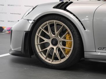 Porsche 991 II GT2 RS — photo 10