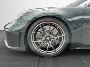 Porsche 992 II GT3 Mit Touring-Paket — photo 22