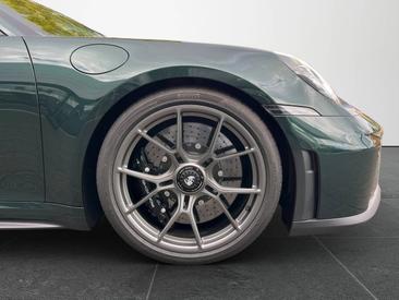 Porsche 992 II GT3 Mit Touring-Paket — photo 23