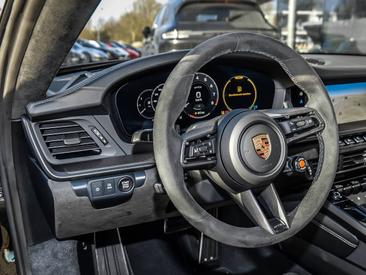 Porsche 992 II Carrera GTS — photo 24
