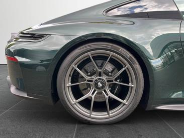 Porsche 992 II GT3 Mit Touring-Paket — photo 24