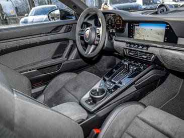 Porsche 992 II Carrera GTS — photo 25