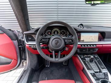 Porsche 992 II Turbo S — photo 27