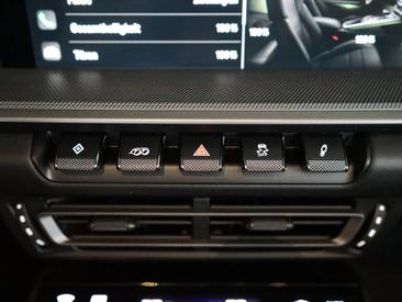 Porsche 992 I Carrera Cabriolet — photo 31