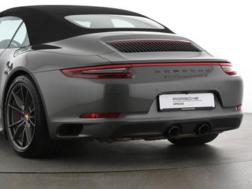 Porsche 991 II Carrera 4 GTS Cabriolet — photo 8