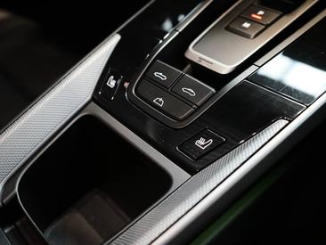 Porsche 992 I Carrera Cabriolet — photo 33
