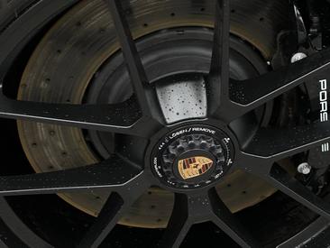 Porsche 992 II Targa 4 GTS — photo 8