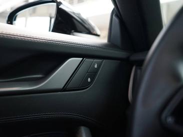 Porsche 992 I Carrera Cabriolet — photo 37