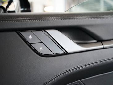 Porsche 992 I Carrera Cabriolet — photo 38