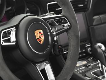 Porsche 991 II Carrera 4 GTS Cabriolet — photo 15