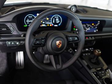 Porsche 992 II Carrera T Cabriolet — photo 23