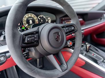 Porsche 992 II Turbo S — photo 38