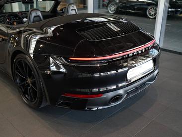 Porsche 992 I Carrera Cabriolet — photo 43