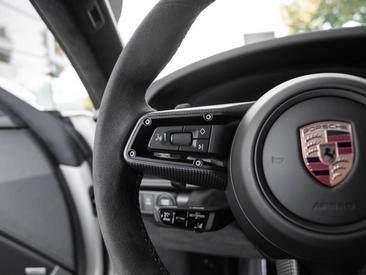 Porsche 992 II Carrera GTS — photo 18