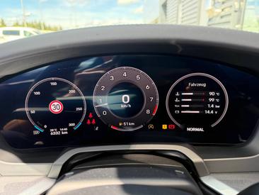Porsche 992 II Carrera T Cabriolet — photo 17