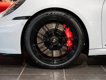 Porsche 992 II Carrera GTS Cabriolet — photo 10