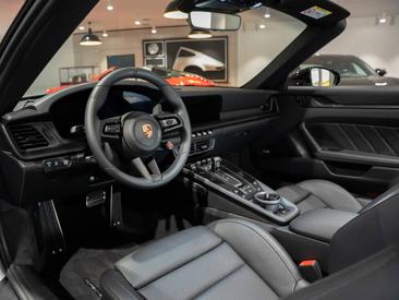 Porsche 992 II Carrera GTS Cabriolet — photo 13