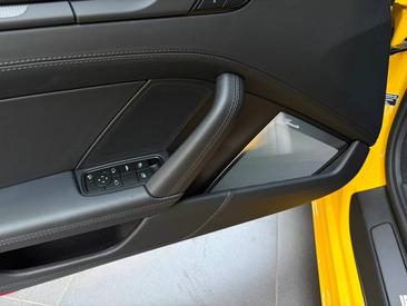 Porsche 992 II Carrera T Cabriolet — photo 14