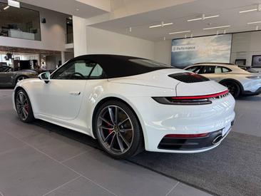 Porsche 992 I Carrera S Cabriolet — photo 3