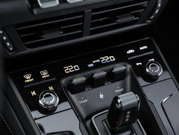 Porsche 992 II Carrera GTS — photo 29