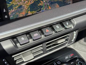 Porsche 992 II Carrera T Cabriolet — photo 26