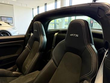 Porsche 992 I Targa 4 GTS — photo 17