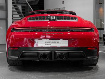 Porsche 992 II Carrera GTS Cabriolet — photo 6