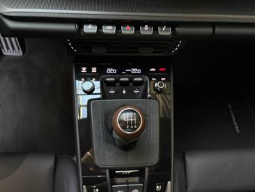 Porsche 992 II Carrera T Cabriolet — photo 24