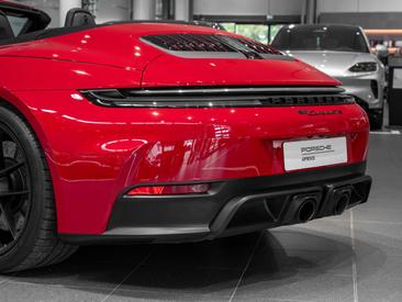 Porsche 992 II Carrera GTS Cabriolet — photo 8