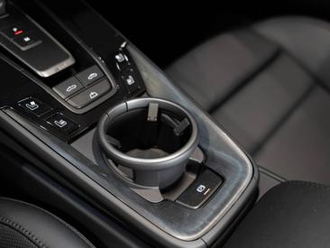 Porsche 992 II Carrera GTS Cabriolet — photo 21