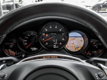 Porsche 991 I Carrera 4 — photo 14