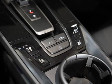 Porsche 992 II Carrera GTS Cabriolet — photo 22