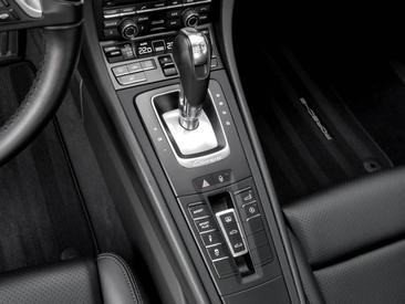 Porsche 991 I Carrera 4 — photo 15