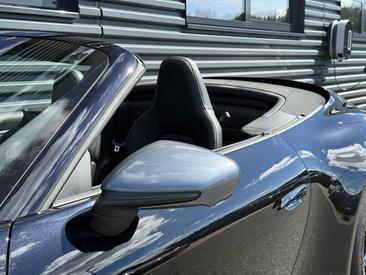 Porsche 992 II Carrera T Cabriolet — photo 38